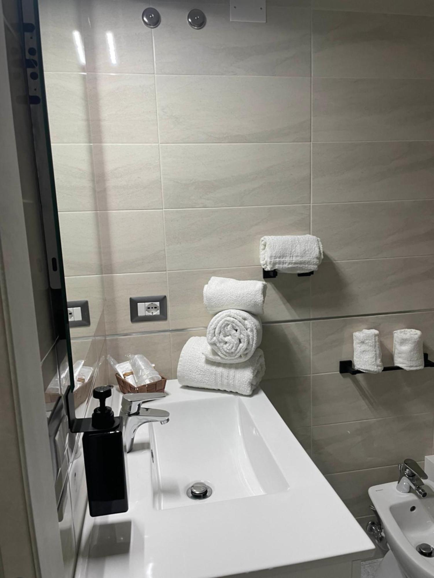 Gianturco Bed And Breakfast Avigliano Esterno foto